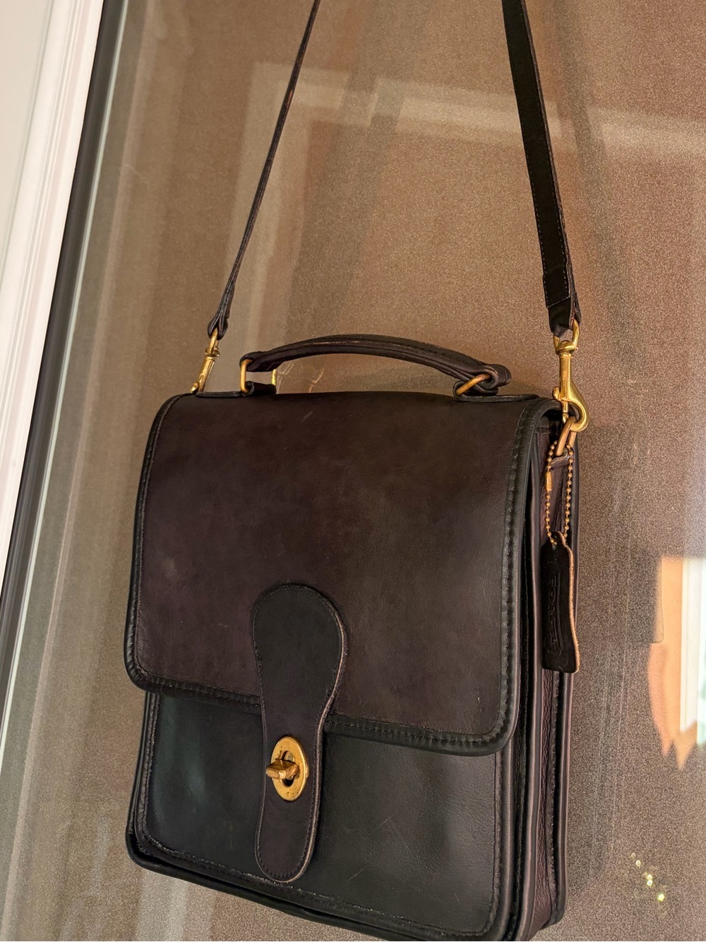 Vintage Coach Black Leather Suede Court Bag Crossbody USA Made 9870 Cleaned